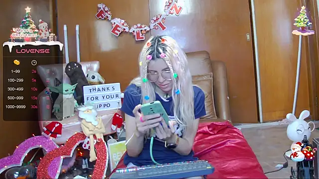 Skinygirl online show from 20, 12, 2024