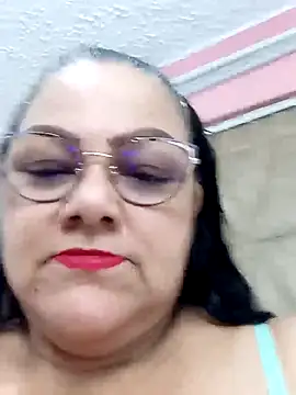 mommy cute online show from 13, 9, 2025