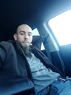 Snapshot of JohnnyFaster chatting on 21, 12, 2025 JohnnyFaster online show from 21, 12, 2025