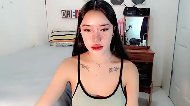 wiggle nibble online show from 13, 1, 2025