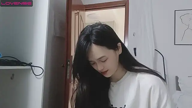 QiuPeiPeimmm online show from 12, 2, 2025