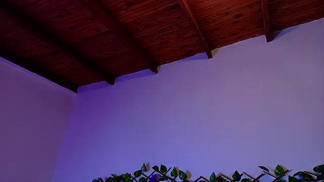 annie barozzi online show from 10, 10, 2025