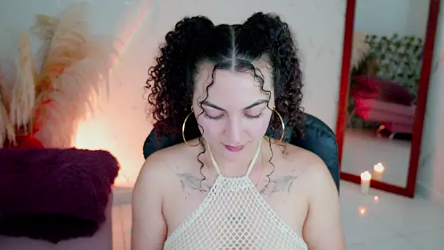 Snapshot of merida_bell18 chatting on 29, 4, 2026 merida bell18 online show from 29, 4, 2026