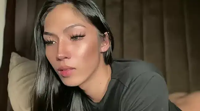 Bella Gordon online show from 21, 12, 2024