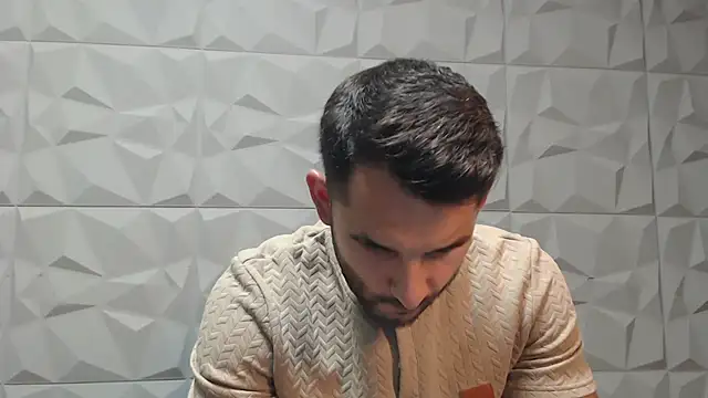 Antoniodiamond online show from 15, 9, 2025