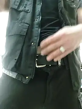 Snapshot of Xcoquinx chatting on 10, 3, 2025 Xcoquinx online show from 10, 3, 2025