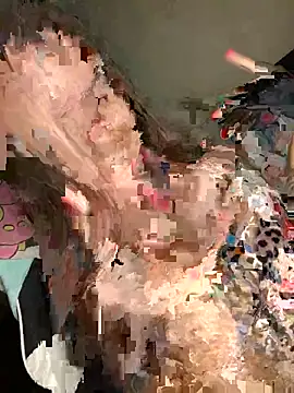 Snapshot of Var_Kiss chatting on 9, 9, 2025 Var Kiss online show from 9, 9, 2025