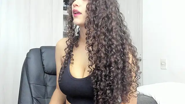 Snapshot of katrhin_66 chatting on 6, 6, 2026 katrhin 66 online show from 6, 6, 2026