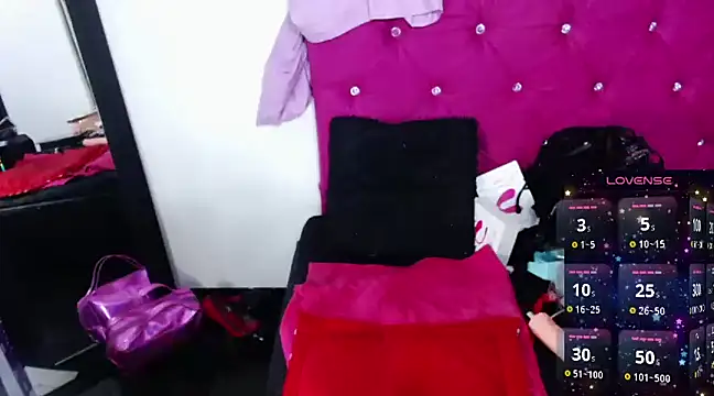 Snapshot of karinasodi_1 chatting on 24, 1, 2025 karinasodi 1 online show from 24, 1, 2025