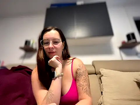 Amai Live online show from 14, 11, 2025