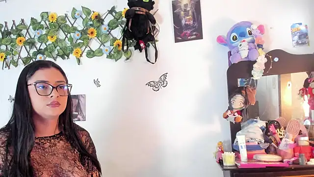 mensia hernandz online show from 22, 6, 2026