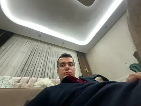 boyygirlls online show from 10, 3, 2026