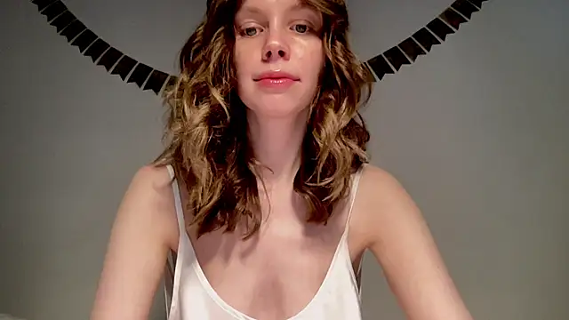 Nikki Mimimi online show from 3, 1, 2025