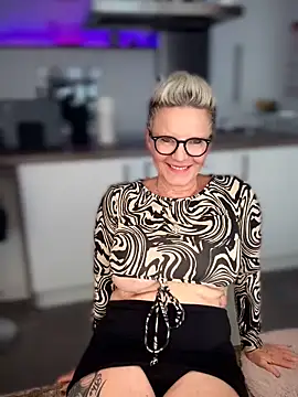 German Milf online show from 7, 10, 2025