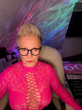 German Milf online show from 30, 10, 2025