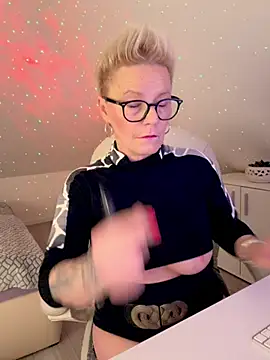 German Milf online show from 14, 2, 2026