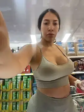 Snapshot of daniela_henao chatting on 25, 2, 2026 daniela henao online show from 25, 2, 2026