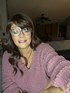 cowgirlc online show from 26, 2, 2025