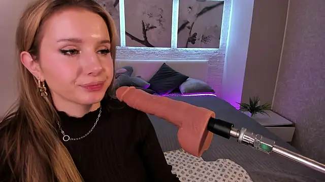 Snapshot of Betty_June chatting on 20, 10, 2025 Betty June online show from 20, 10, 2025