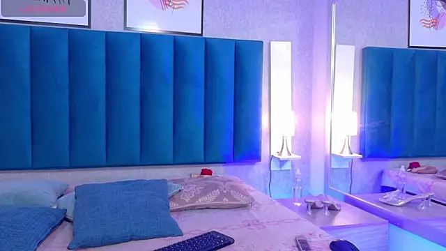 MiaMidnnightt online show from 13, 2, 2026