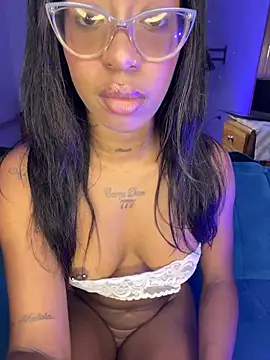 MiaMidnnightt online show from 29, 3, 2026