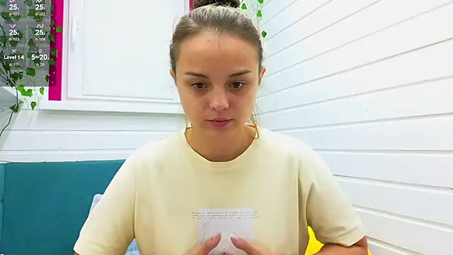 Misss Vikk online show from 8, 10, 2025