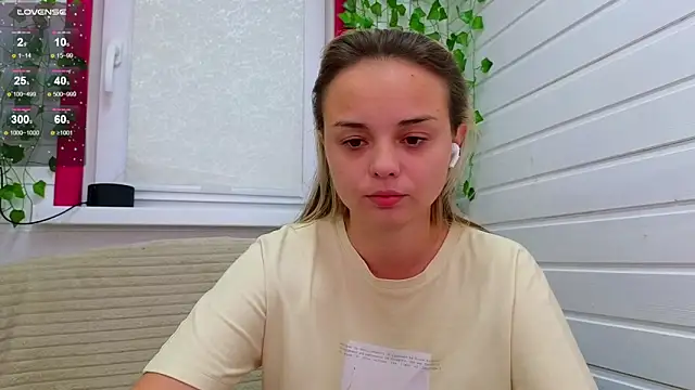 Misss Vikk online show from 17, 10, 2025