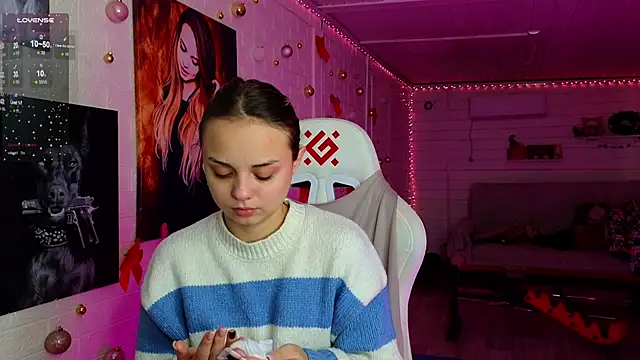 Misss Vikk online show from 2, 2, 2026