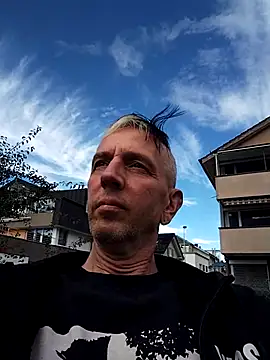 Snapshot of seelengleich chatting on 4, 10, 2025 seelengleich online show from 4, 10, 2025