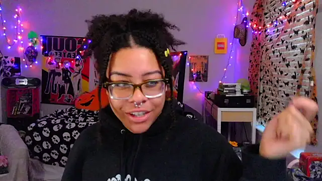 N1NT3NDH03 online show from 29, 9, 2025