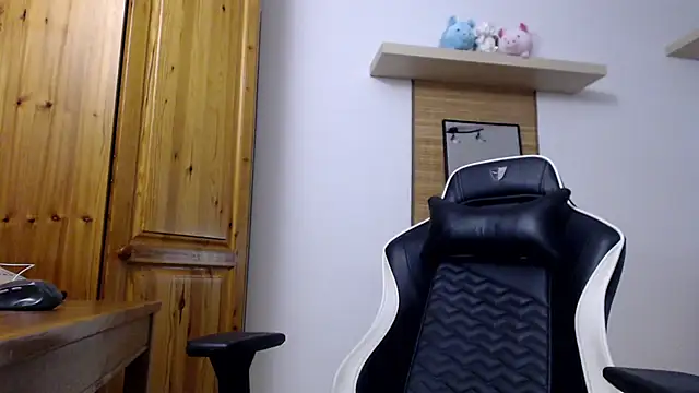 Lisakisss online show from 6, 10, 2025