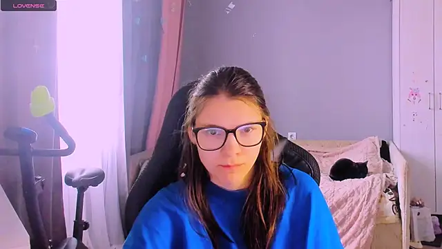 MollyLollipop online show from 11, 4, 2026