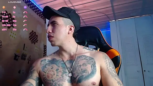 Adam Hudsond online show from 4, 12, 2025