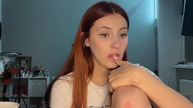 Uniarten online show from 23, 9, 2025