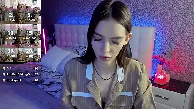 SophieCatty online show from 7, 3, 2025