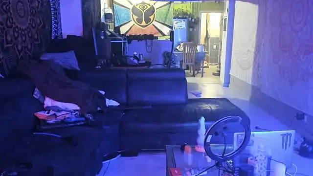 slankecrosdresser online show from 6, 2, 2025