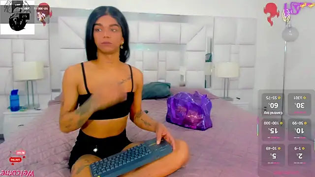 nickyminach  online show from 11, 9, 2025