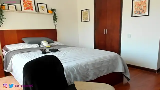 Lissa112 online show from 13, 12, 2024