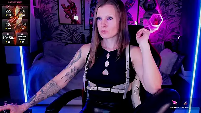 Devi Evi online show from 6, 2, 2025