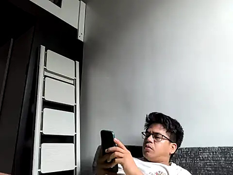 Snapshot of JhayCruz69 chatting on 12, 6, 2026 JhayCruz69 online show from 12, 6, 2026