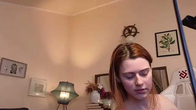 doll lesli online show from 27, 2, 2025