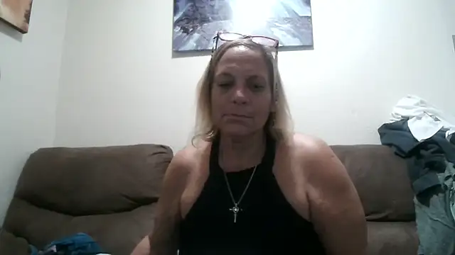 Victoria121565 online show from 3, 5, 2026