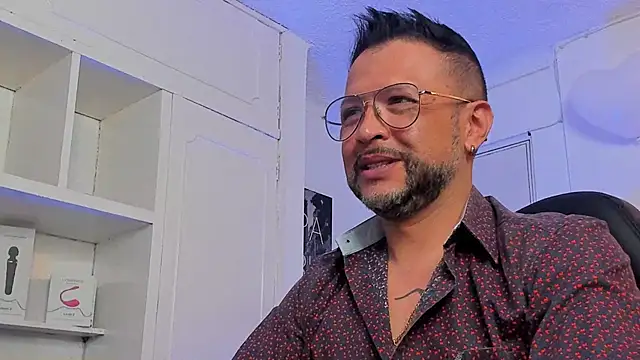 MrFrank tattoo online show from 14, 2, 2025