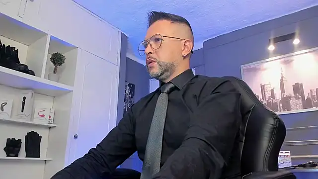 MrFrank tattoo online show from 13, 3, 2025