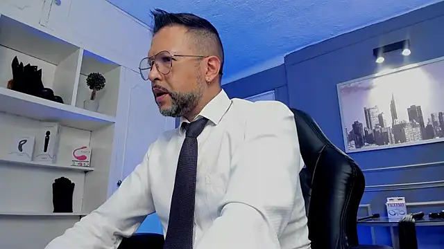 MrFrank tattoo online show from 20, 3, 2025