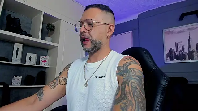 MrFrank tattoo online show from 4, 10, 2025