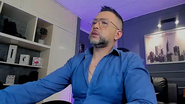 MrFrank tattoo online show from 7, 10, 2025