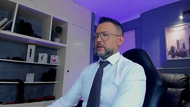 MrFrank tattoo online show from 15, 10, 2025