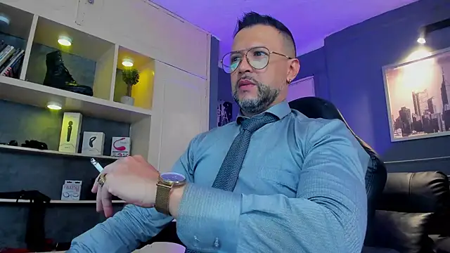 MrFrank tattoo online show from 24, 11, 2025