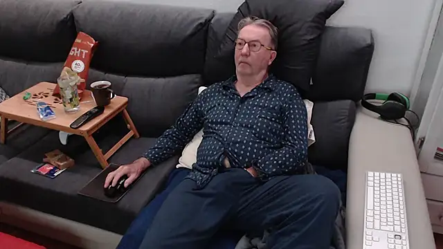 Nudelschwanz online show from 11, 3, 2025